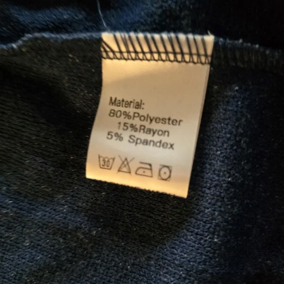 Chic Navy Knit Cardigan - Picture 4 of 5